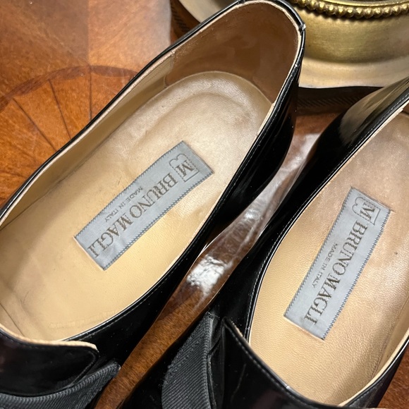 Bruno Magli | Shoes | Bruno Magli Size 9 2 Italian Leather Made In Italy  Dress Shoes 95 Vero Cuoio | Poshmark